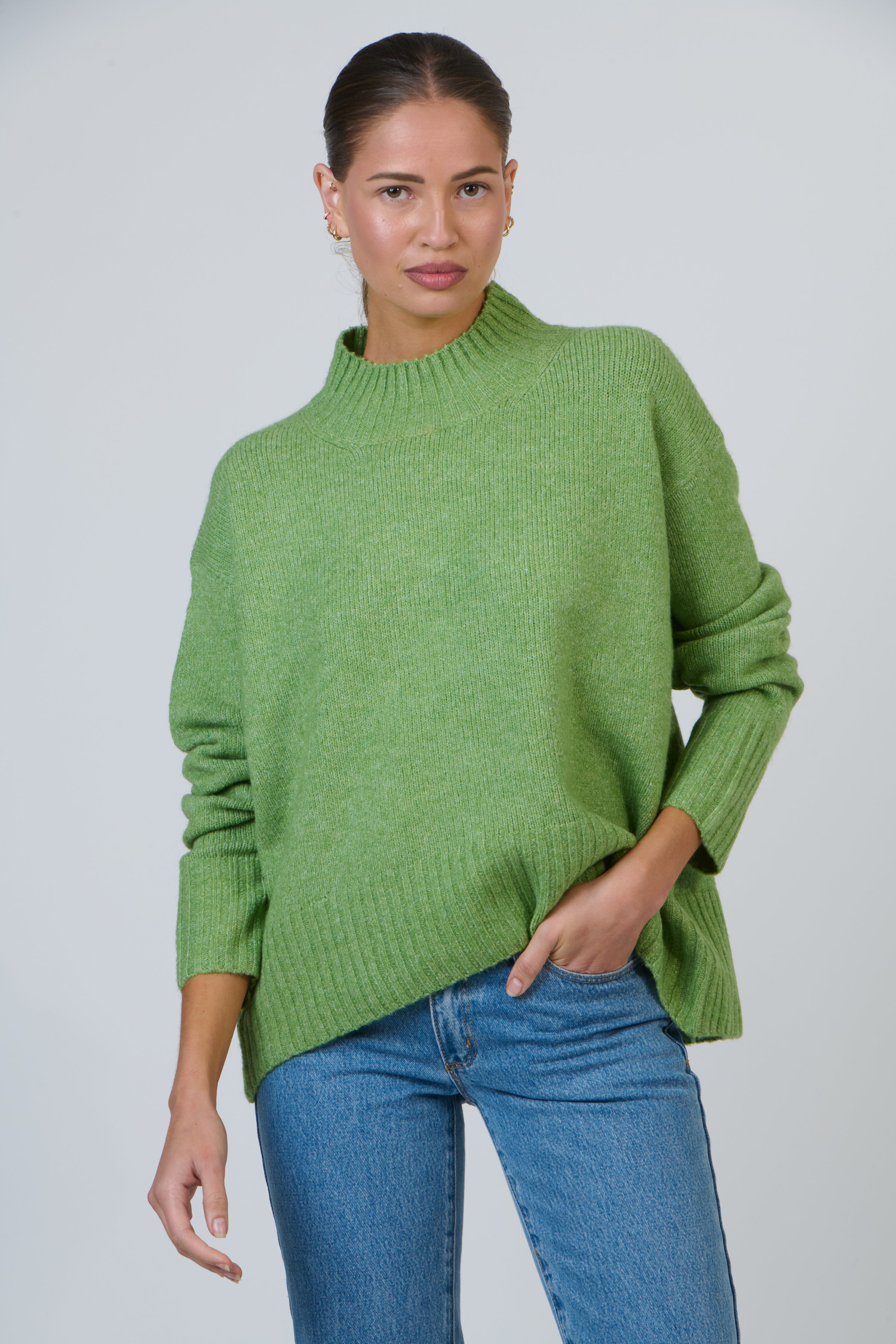 NAMASTAI Round Neck Jumper GREEN