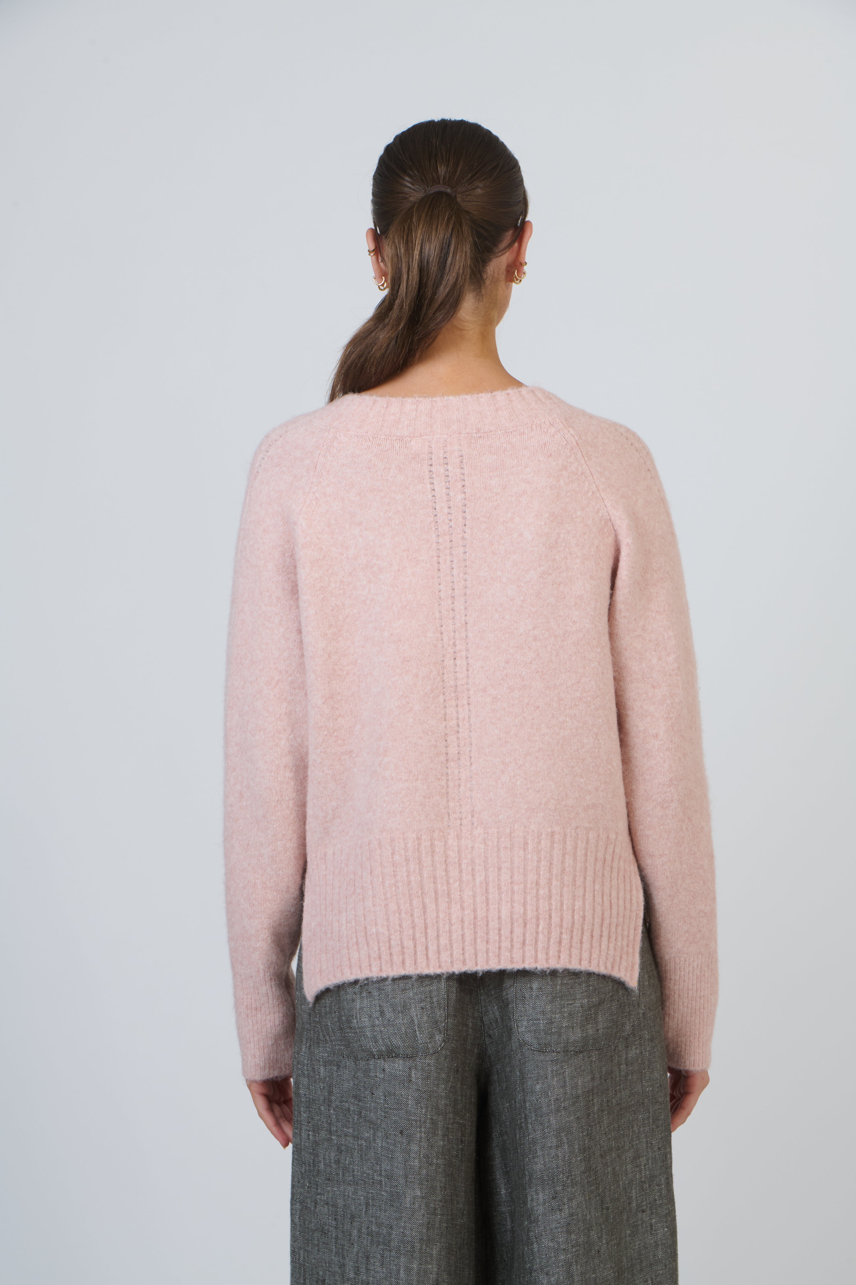 OLIVE ET JULIE V Neck Knit SOFT PINK