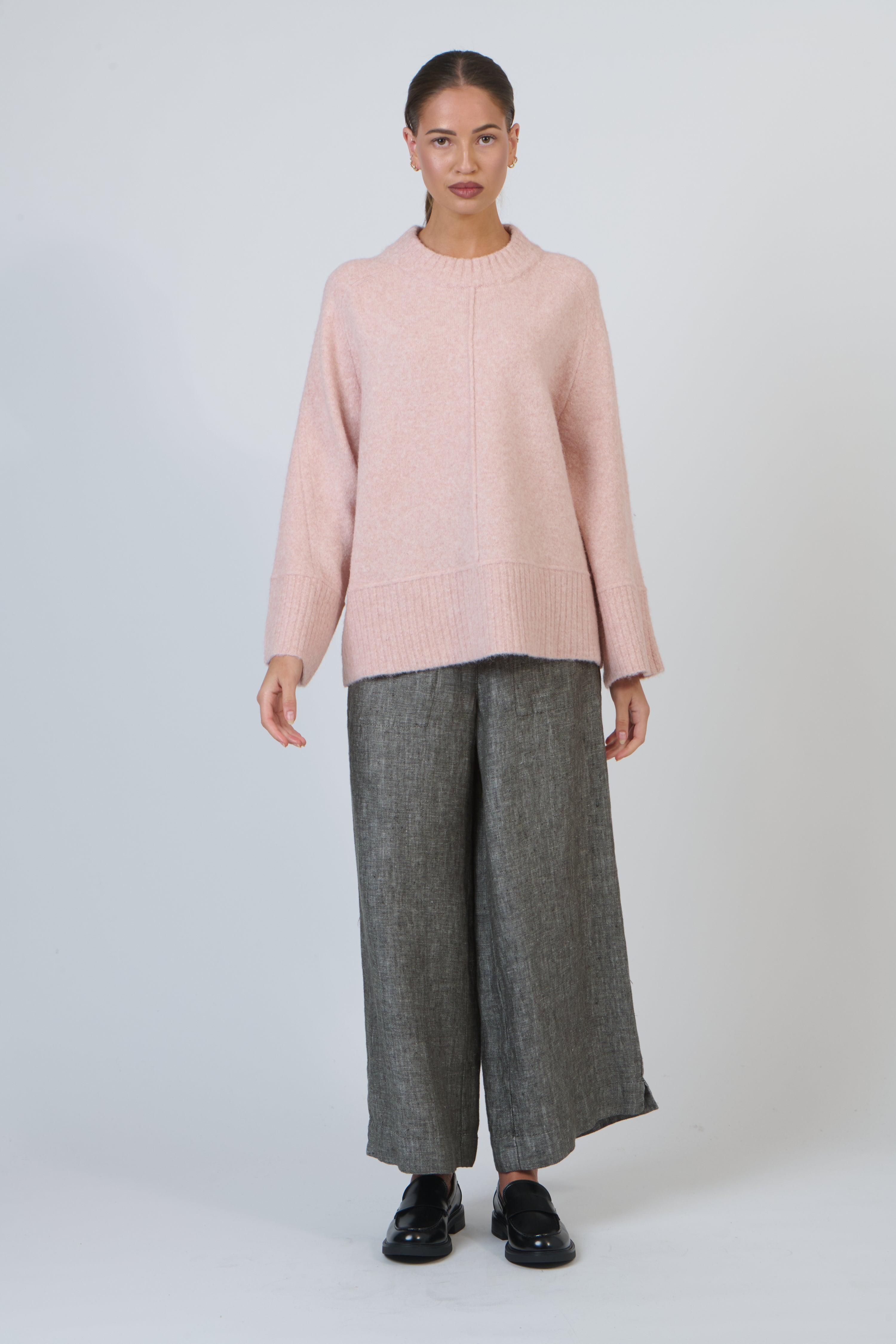 OLIVE ET JULIE Round Neck Knit SOFT PINK