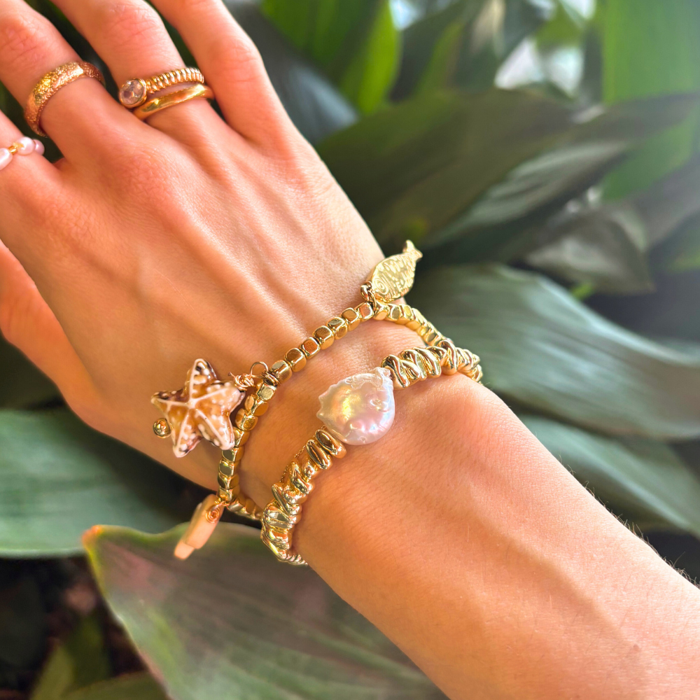 HEI TAI Chunky Luxe Gold Bracelet FRESHWATER PEARL ROUND