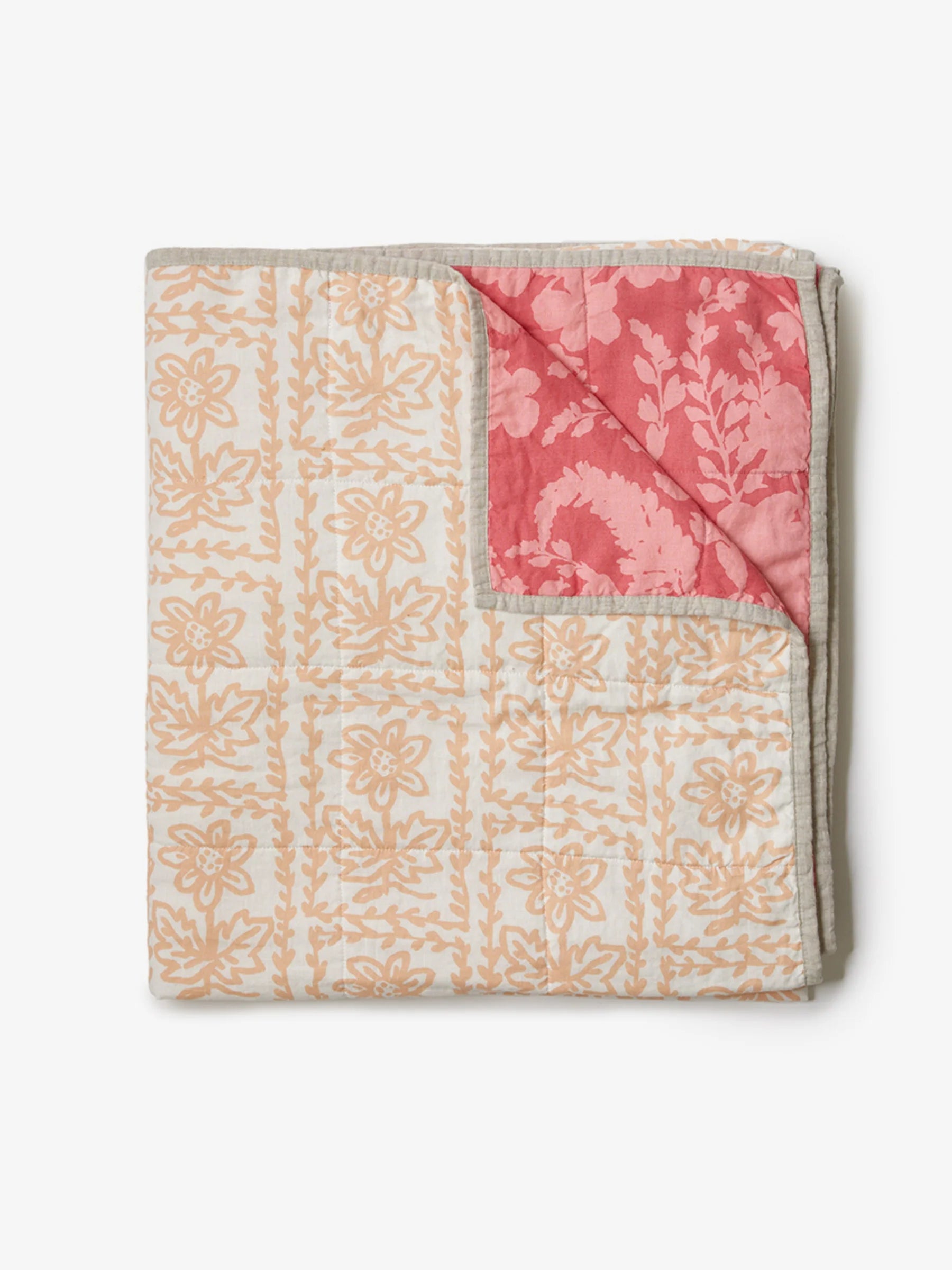 BONNIE AND NEIL Quilted Throw PETAL PINK / DAISY BUFF