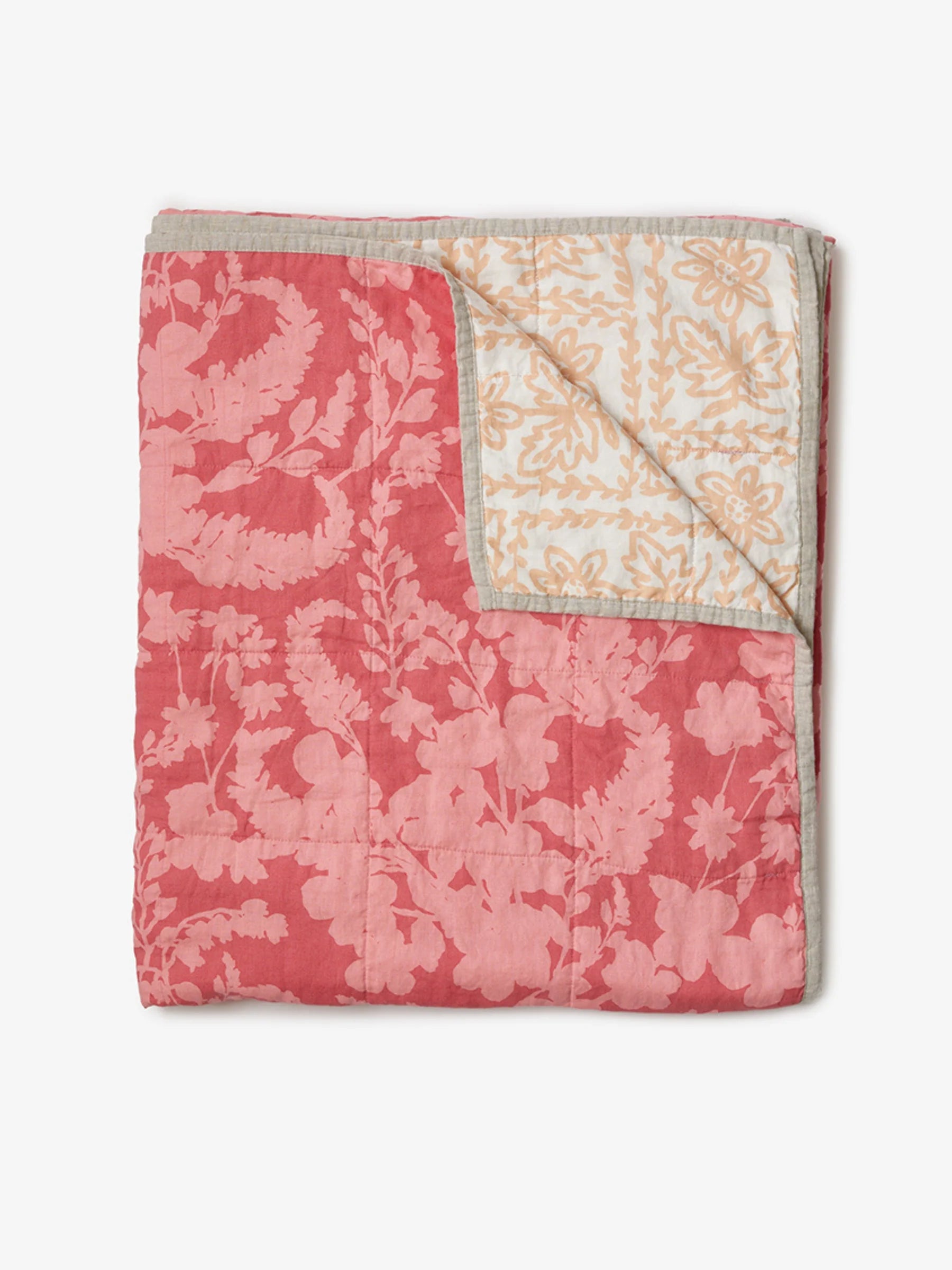BONNIE AND NEIL Quilted Throw PETAL PINK / DAISY BUFF