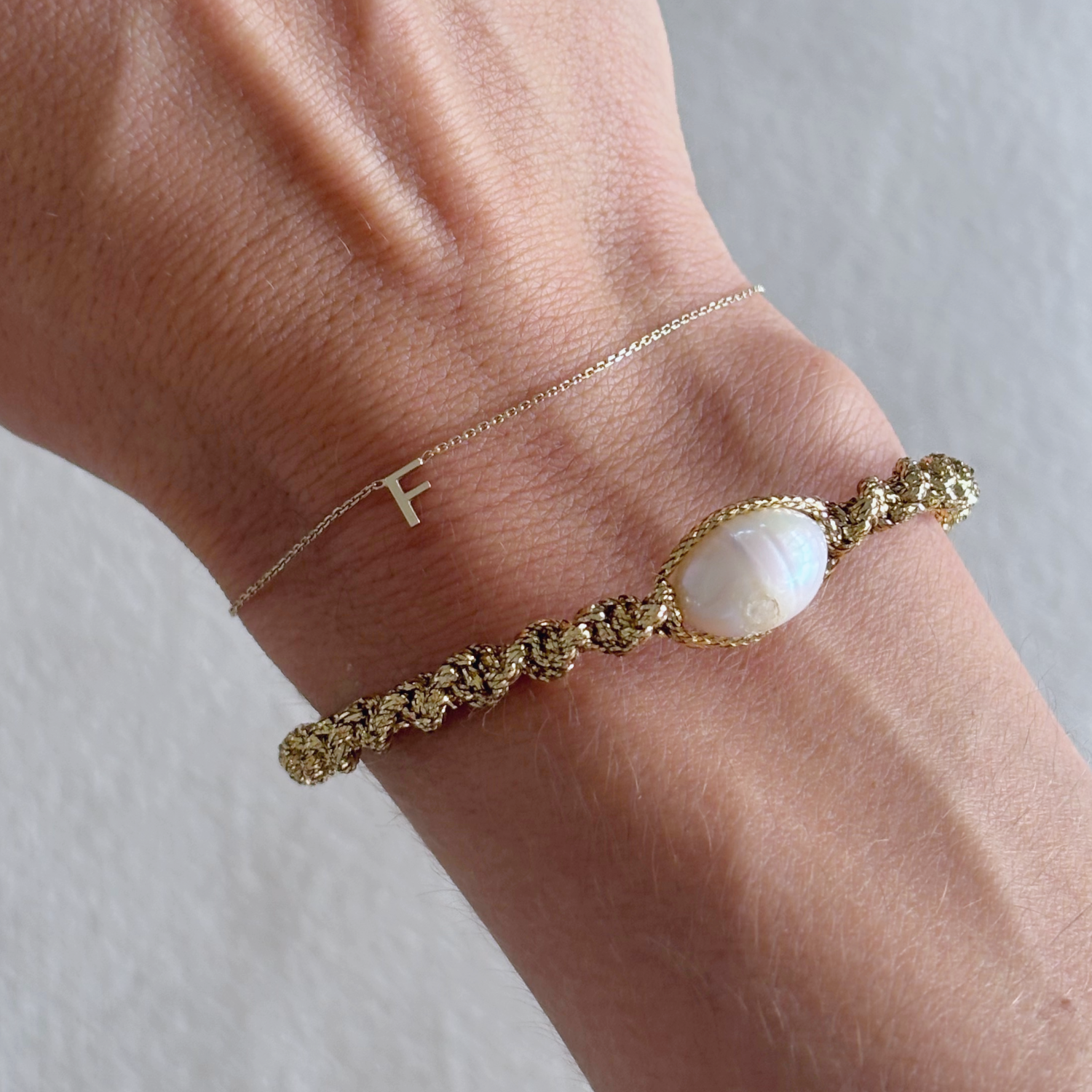 HEI TAI Lucy Gold Bracelet SOLO PEARL