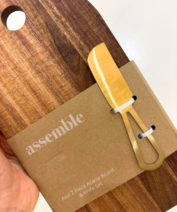 Acacia Board with Knife Set