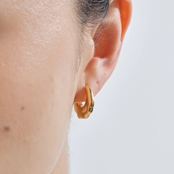 LINDA TAHIJA  Apex Max Earrings GOLD