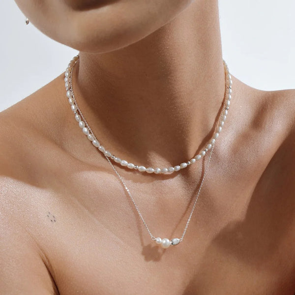 LINDA TAHIJA  Brook Pearl Necklace SILVER