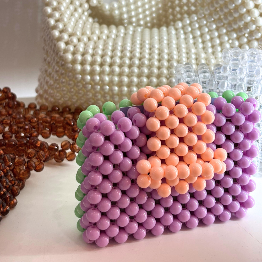 ISLAND TRADERS Beaded Cardholder CANDY