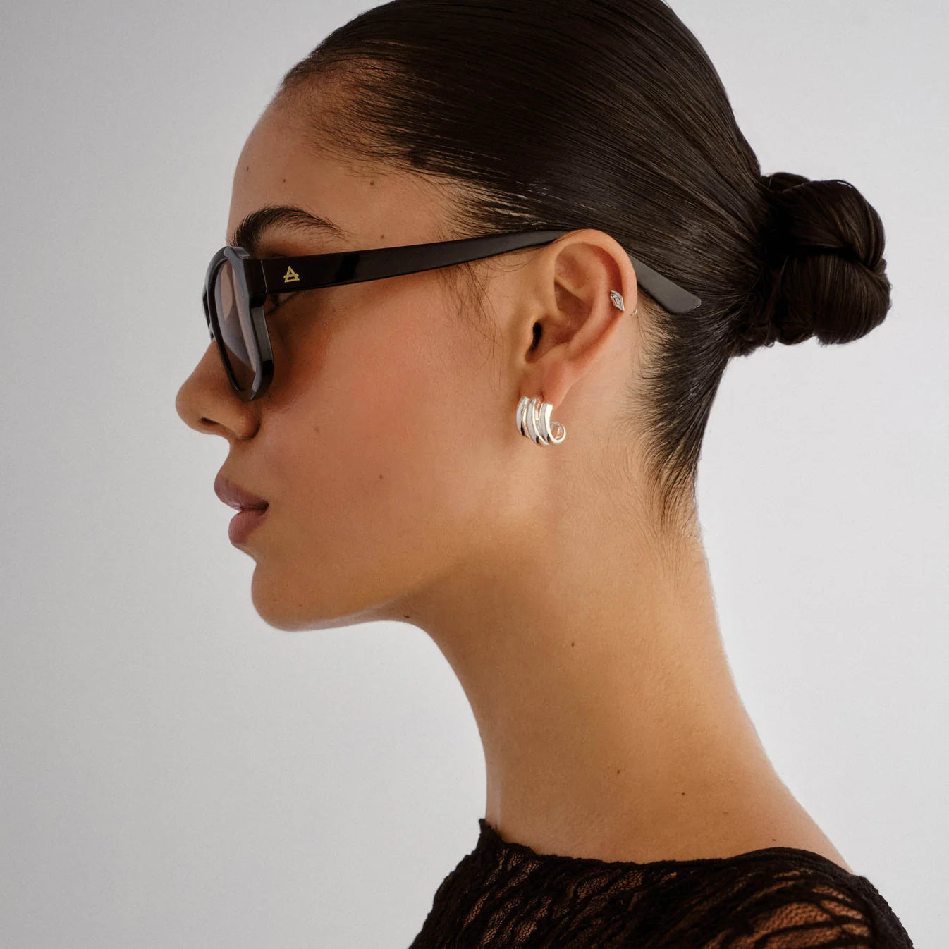 AIRE Aquarius Black