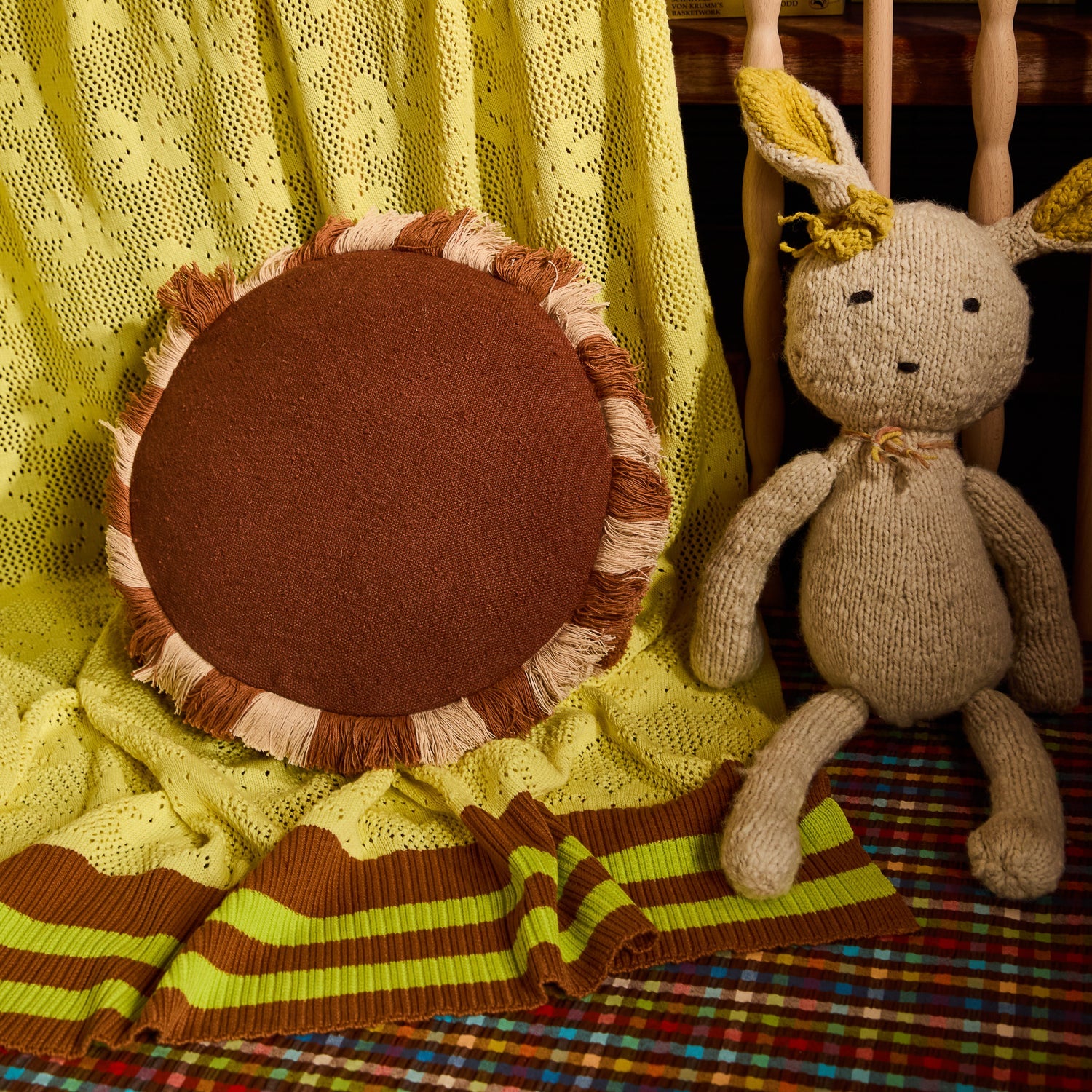 SAGE X CLARE Reese Round Cushion UMBER