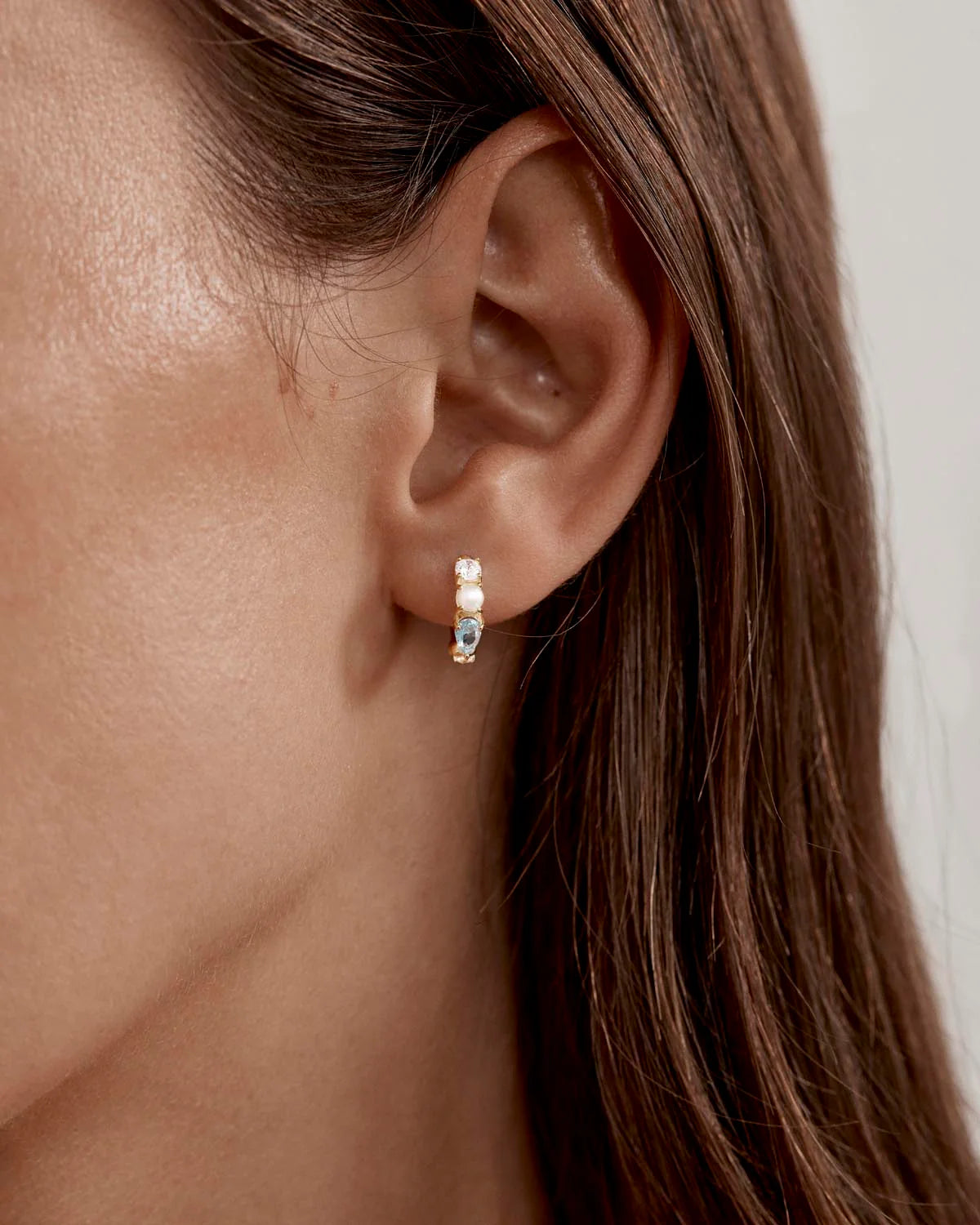 By Charlotte Breathe In Stillness Hoops GOLD