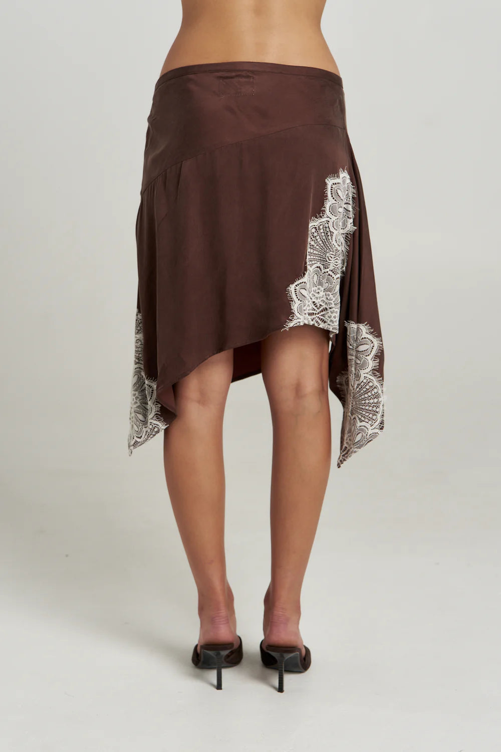 SUMMI SUMMI Florence Asym Skirt ESPRESSO