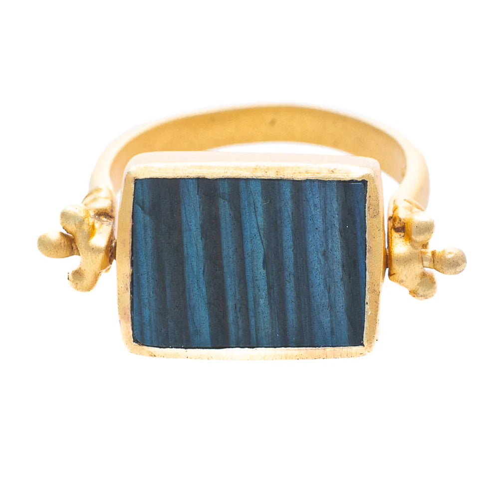 RT24 Esther Ring LABRADORITE