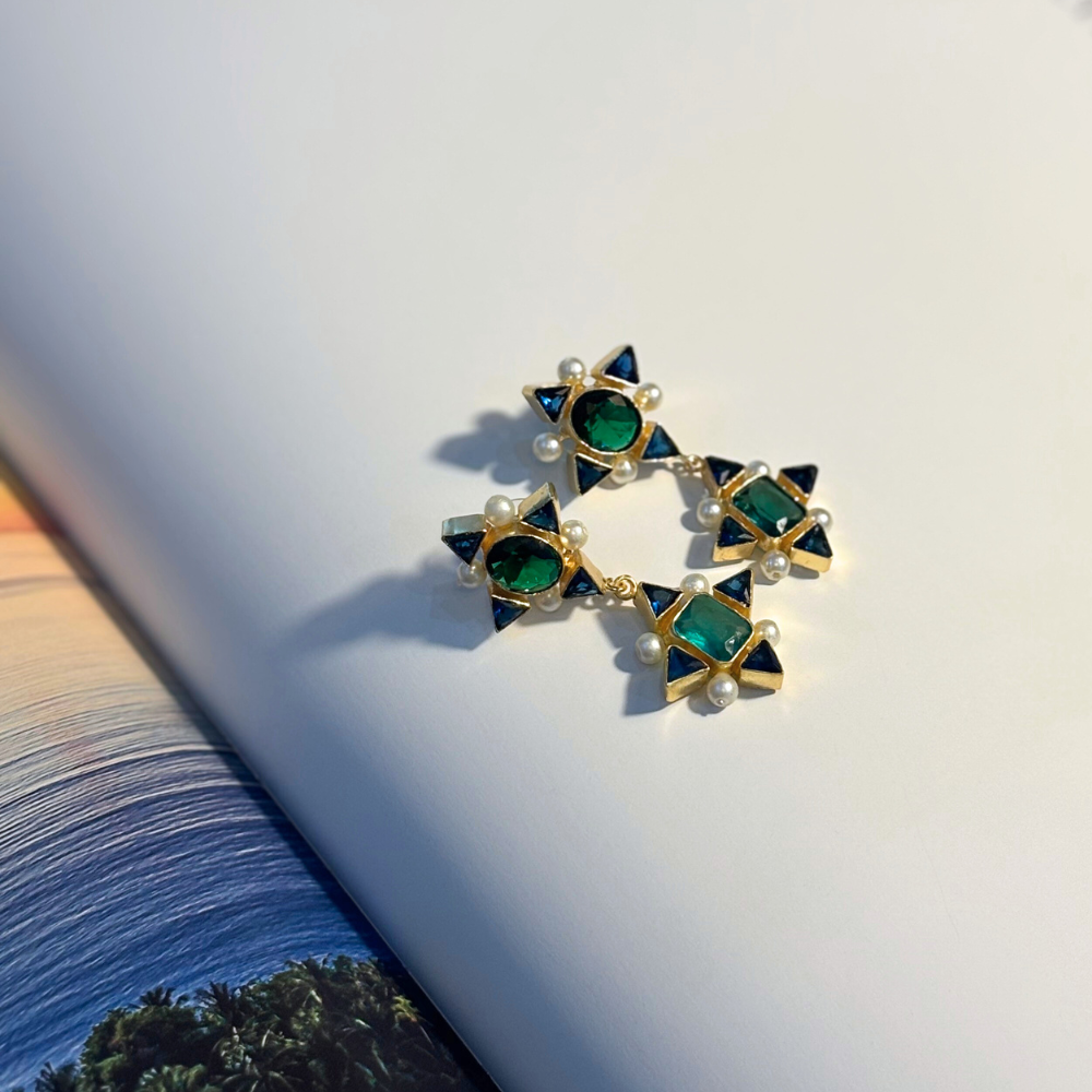 Four Point Gem Earrings GREEN