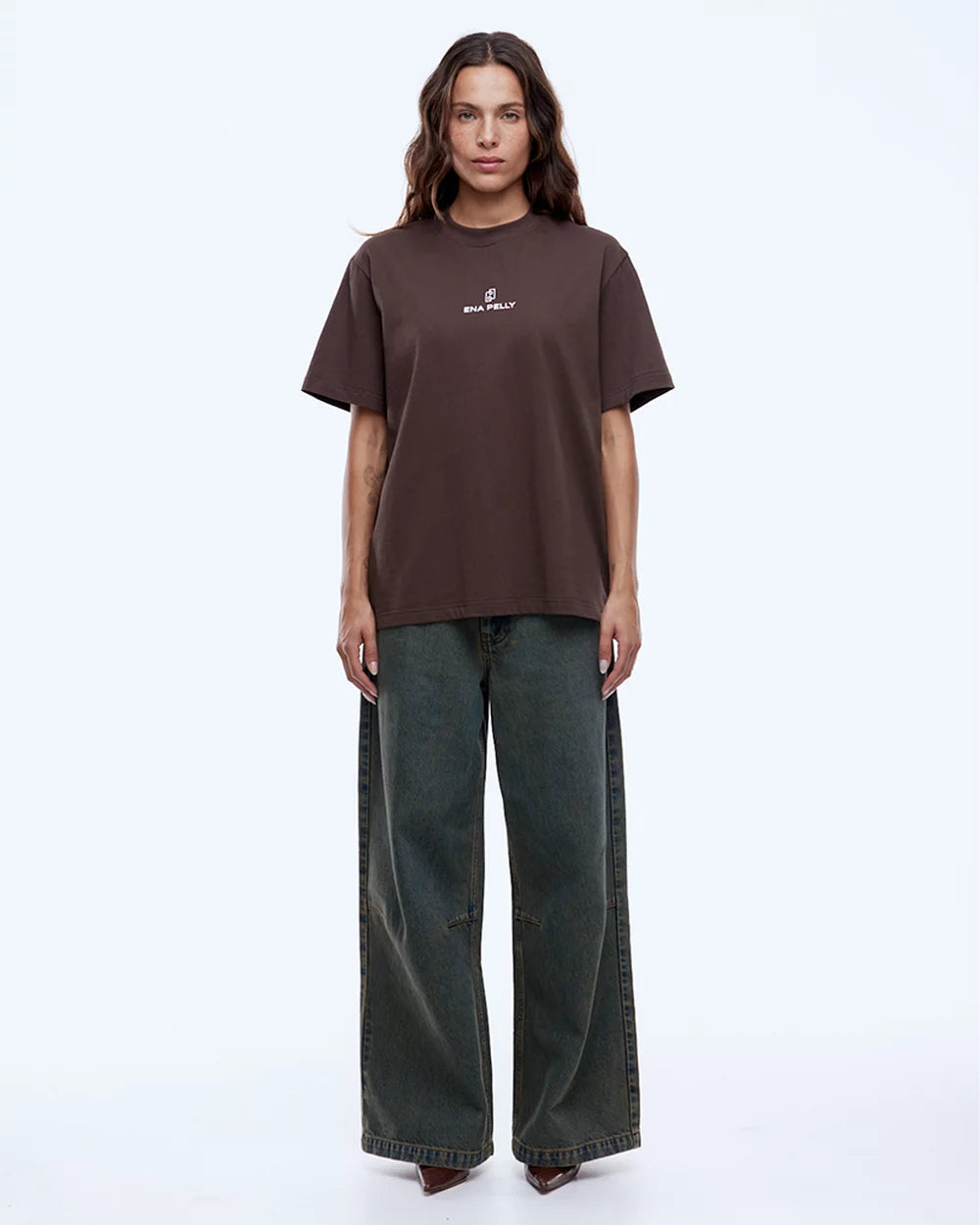 ENA PELLY Lexi Logo Tee MOCHA