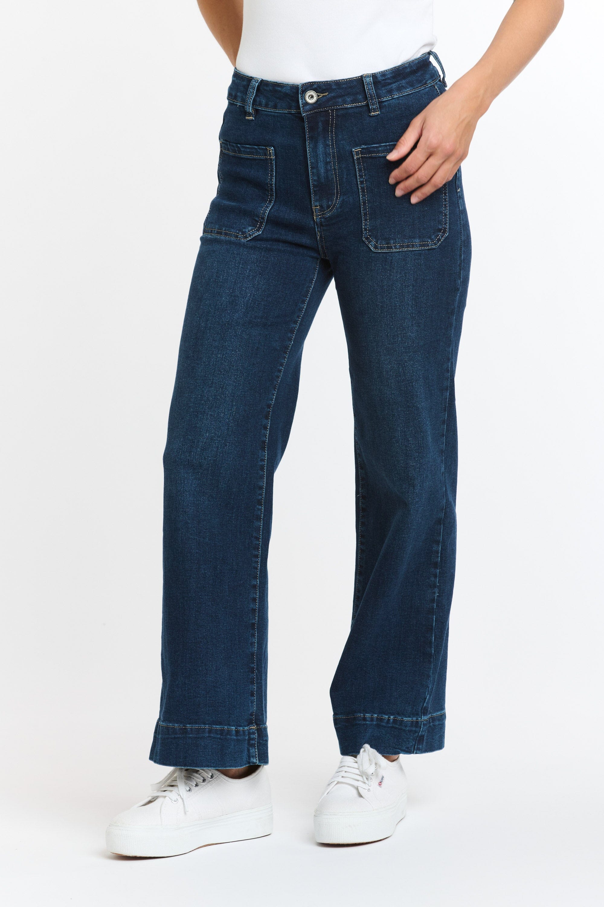 ITALIAN STAR Cropped Bobbi Jean
