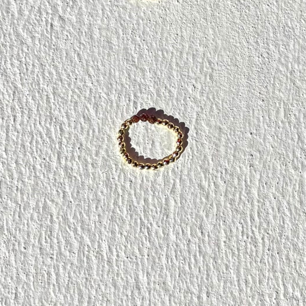 HEI TAI Gold Juju Ring GARNET