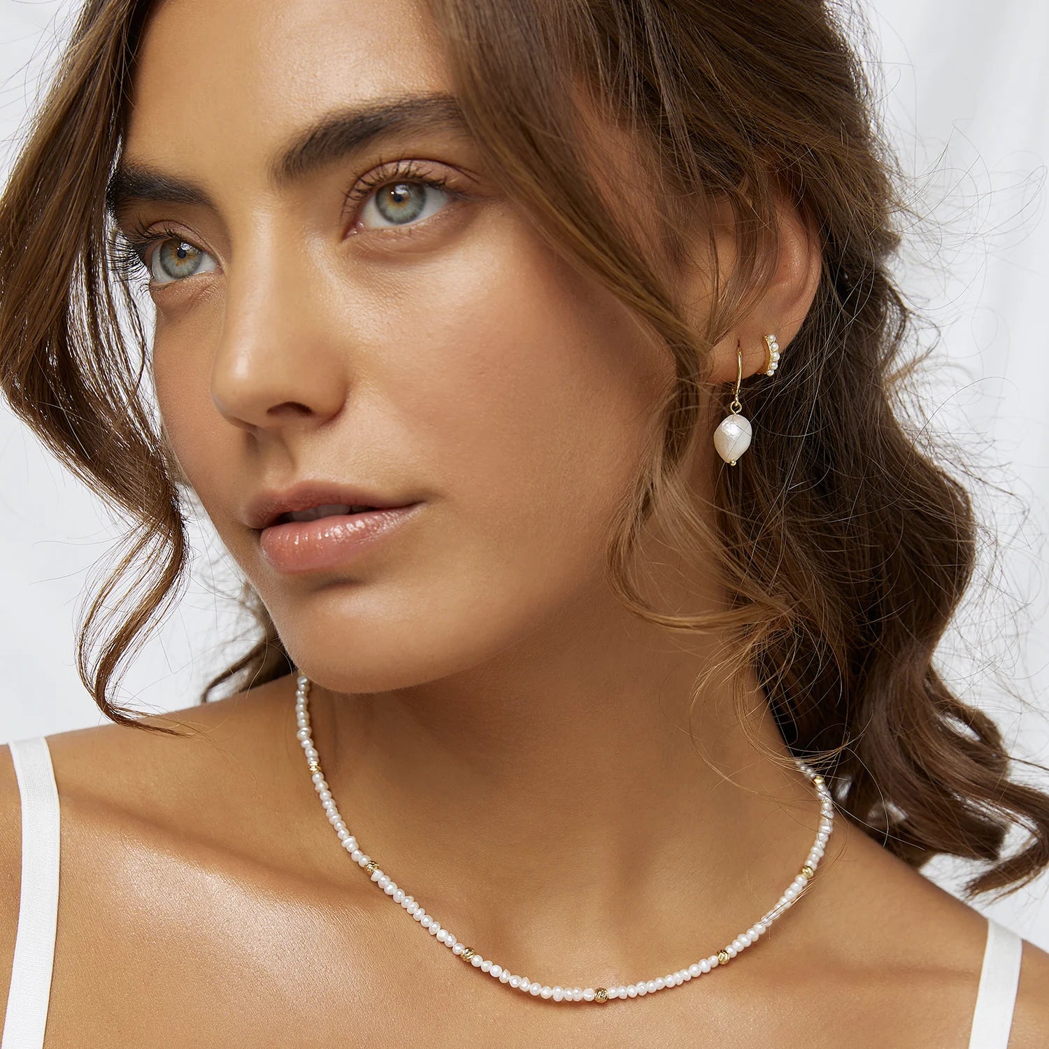 Arms of Eve Lucia Necklace PEARL & GOLD