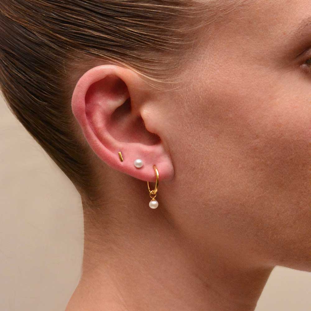 LT Freshwater Pearl Stud  4mm SILVER