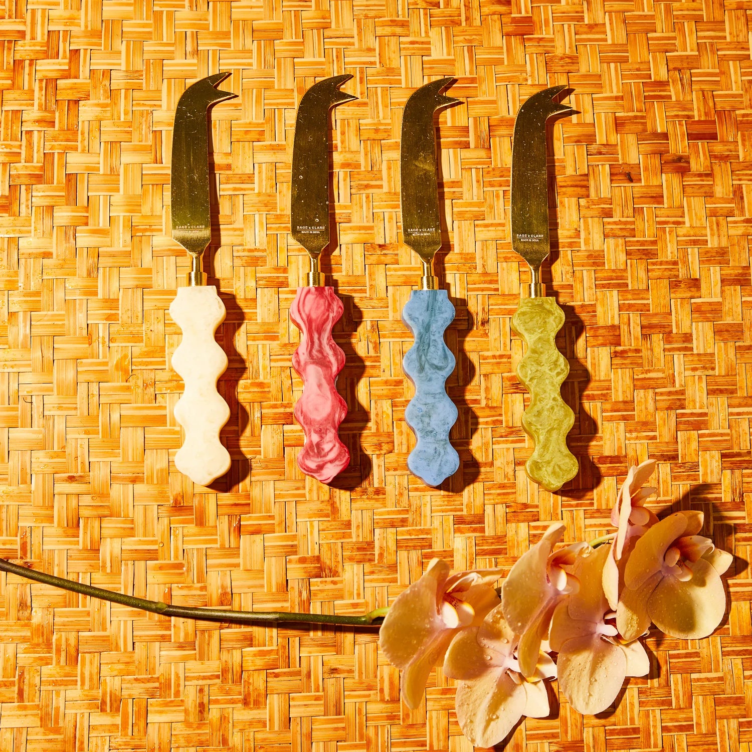 SAGE X CLARE Coco Cheese Knife CRIMSON