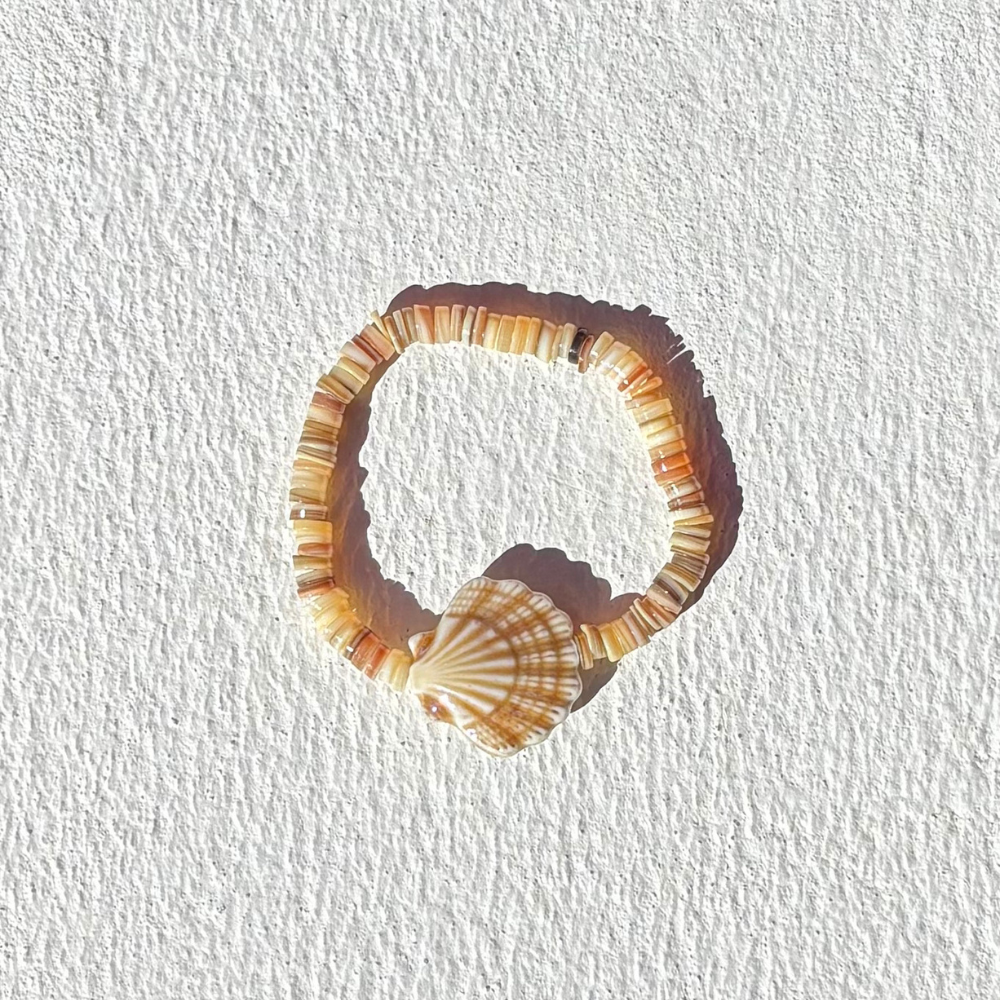 HEI TAI Tanah Bracelet FAN SHELL SAND