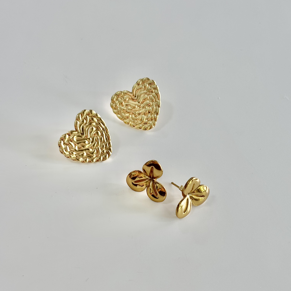 HEI TAI Three Petal Bloom Earrings GOLD