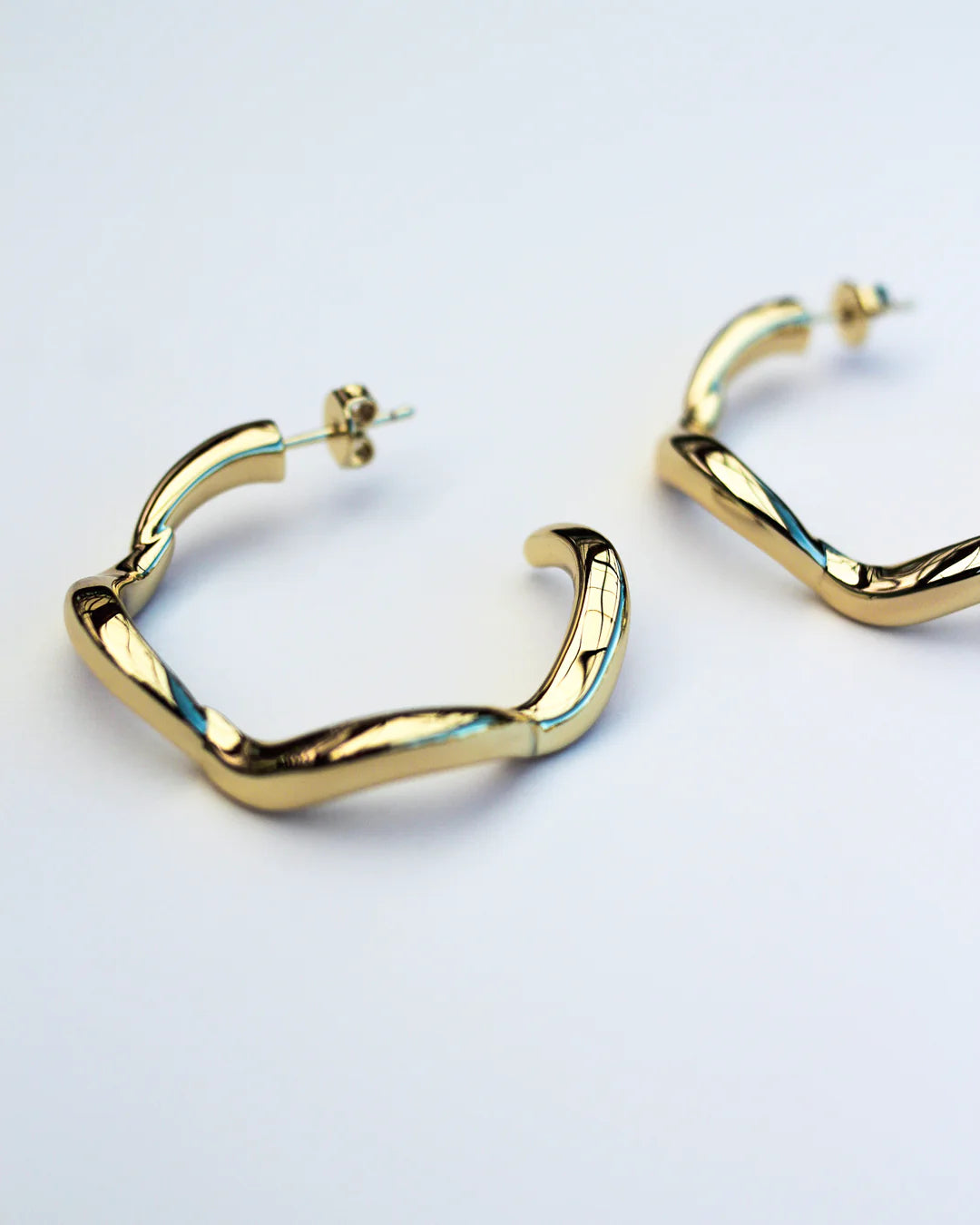 F+H Wave Hoop Earrings Large GOLD