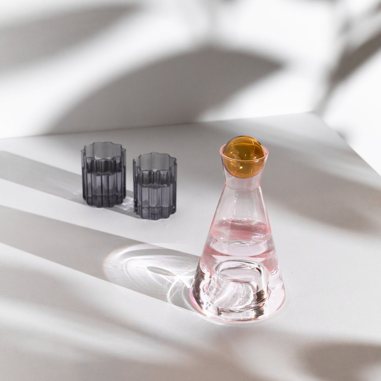 FAZEEK Vice Versa Carafe PINK + AMBER