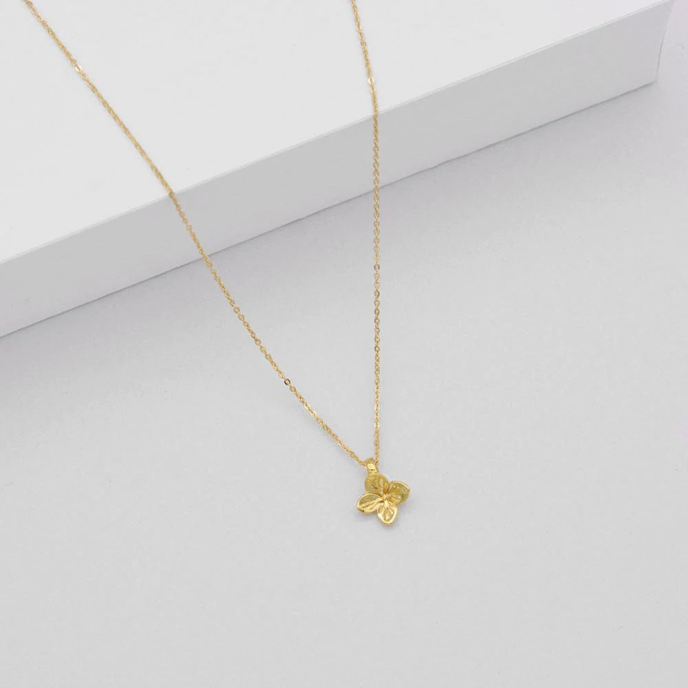 Linda Tahija Hydrangea Necklace GOLD